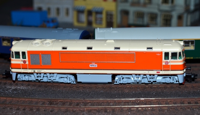 ČSD T678-003 - Dieselová lokomotíva ČSD "Pomaranc" MTB TT