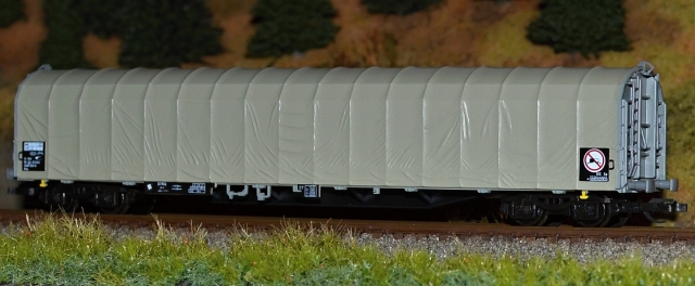 15749 Nákladný vagón s posuvnou plachtou ZSSK Cargo, Tillig TT