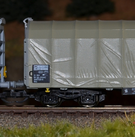 15749 Nákladný vagón s posuvnou plachtou ZSSK Cargo, Tillig TT