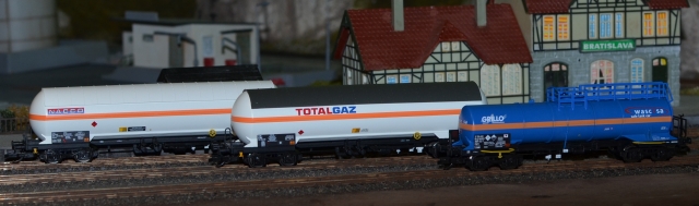 501358 set nákladných vagónov DR, Tillig TT