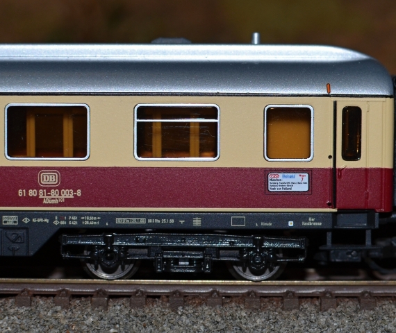16551 vyhliadkový osobný vagón Rheingold Express / TEE DB, Tillig TT
