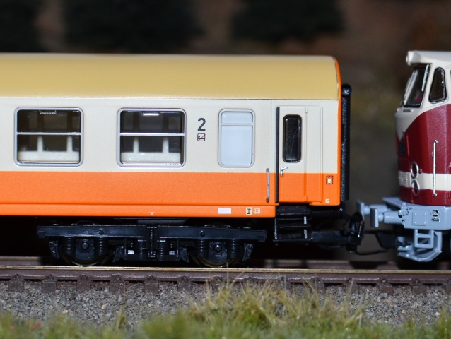501854 Osobný vagón “Städteexpress” DR, Tillig TT