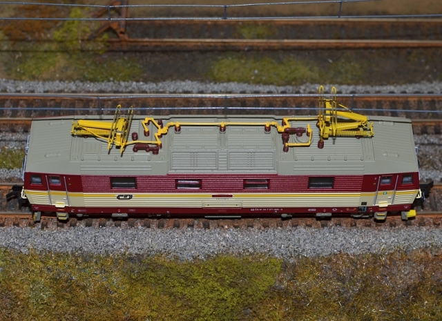 32930 Elektrická lokomotíva BR 372 ČD
