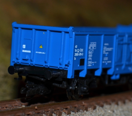 01716 Set troch nákladných vagónov ES, ČD Cargo, TILLIG TT