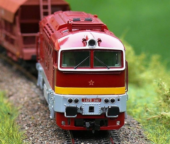 33319 Dieselová lokomotíva ČSD T 478.3187, KUEHN TT