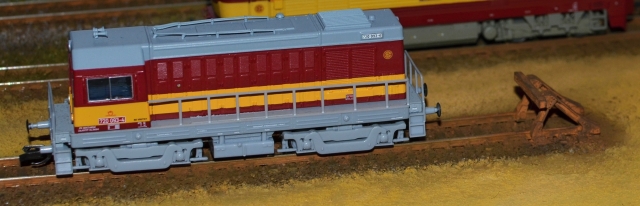 04625 DIESELOVÁ LOKOMOTÍVA Rh 720