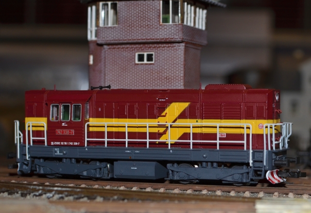 02752 DIESELOVÁ LOKOMOTÍVA rady 742 ZSSK Cargo, TILLIG TT SOUND