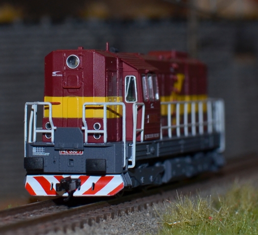 02752 DIESELOVÁ LOKOMOTÍVA rady 742 ZSSK Cargo, TILLIG TT SOUND