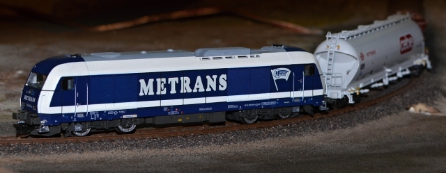 32075 DIESELOVÁ LOKOMOTÍVA Herkules ER 761 007 METRANS ČD, KUEHN TT