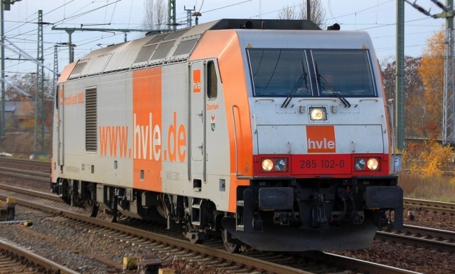 04932 DIESELOVÁ LOKOMOTÍVA BR 285 TRAXX HVLE, Tillig TT