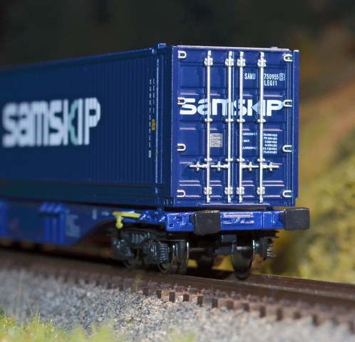H70506 Kontajnerový nákladný vagón typ Sggmrs 90, Hobbytrain TT