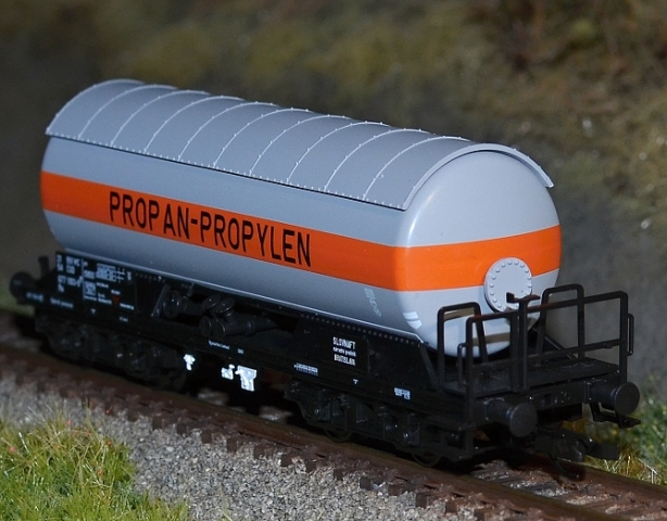 15010 cisternový vagón „PROPAN-PROPYLEN“ ČSD, Tillig TT