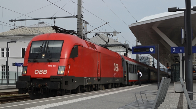 04952 Elektrická lokomotíva rady 1216 ÖBB