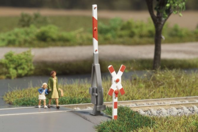 43645 Železničný prejazd - polovičné závory, Auhagen TT