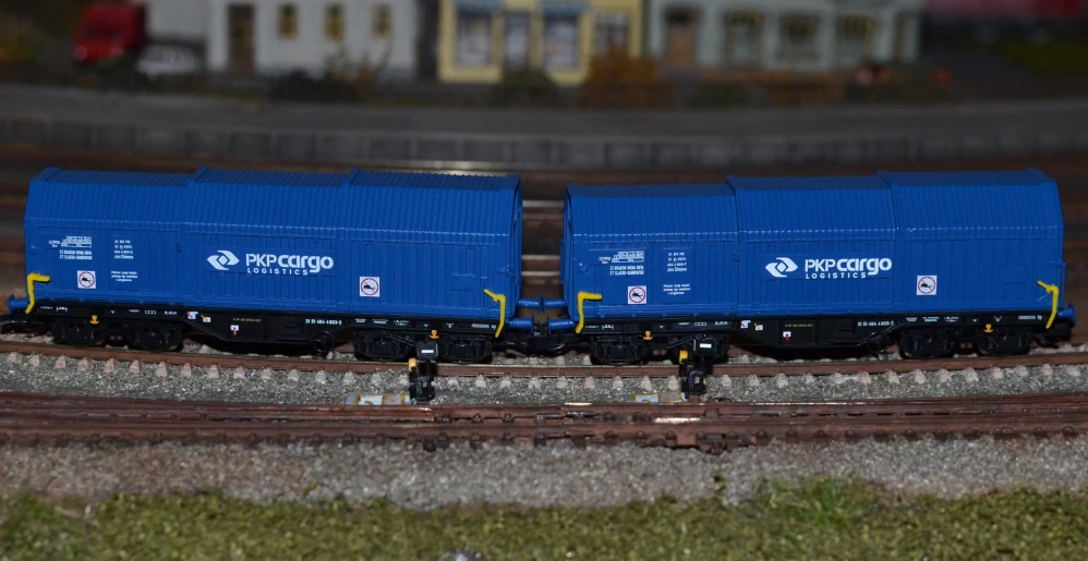 6680008 2dielny set - Vagón rady Shimmns s teleskopickým krytom