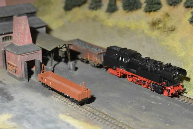 47121 Parná lokomotíva GER: TT-Soundlok BR 83.10 DR IV