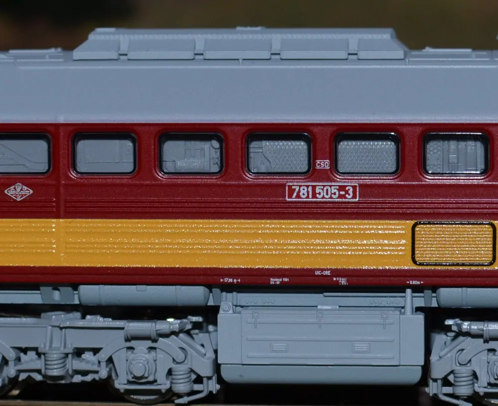 7380002 Dieselová lokomotíva 781 505-3, ROCO TT