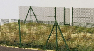 41130 Model scene, drôtený plot