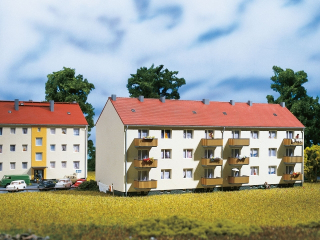 13332 Obytný dom, Auhagen TT