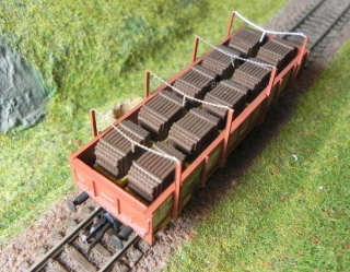 65039 Drevená bedňa, ES Pečky