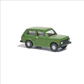 87100 LADA Niva, zelená, TT, Busch