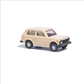 87101 LADA Niva, slonovinová, TT, Busch